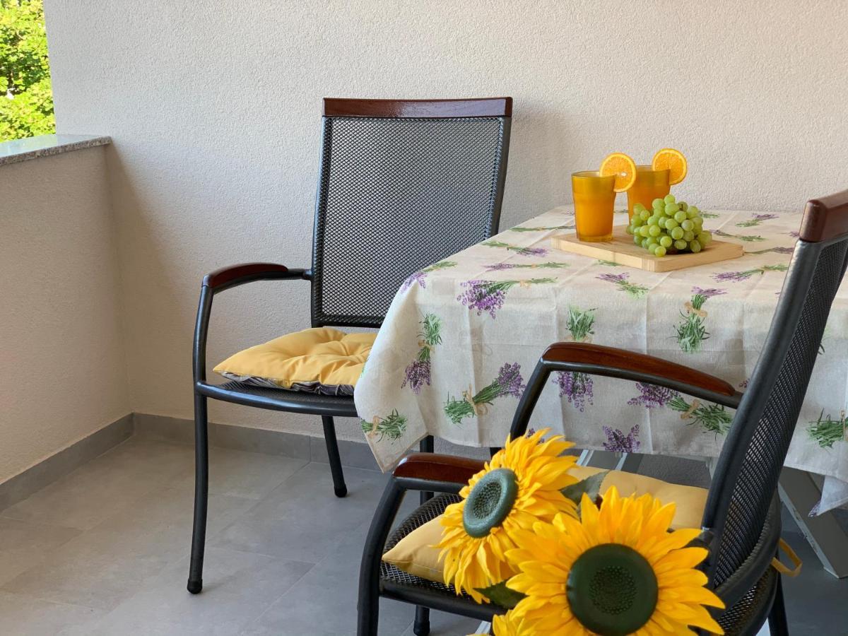 Apartments Fortuna Biograd na Moru Kültér fotó