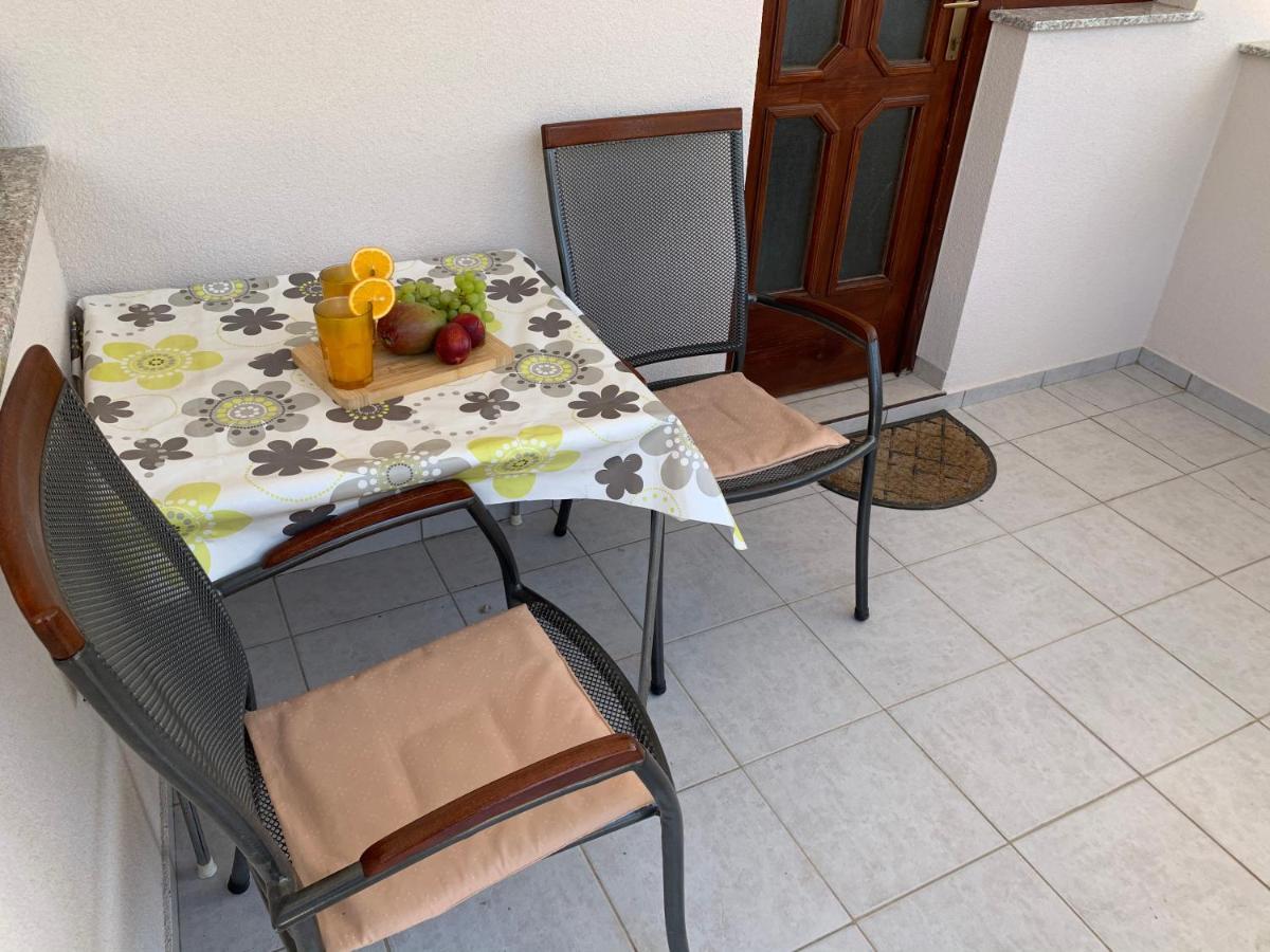 Apartments Fortuna Biograd na Moru Kültér fotó