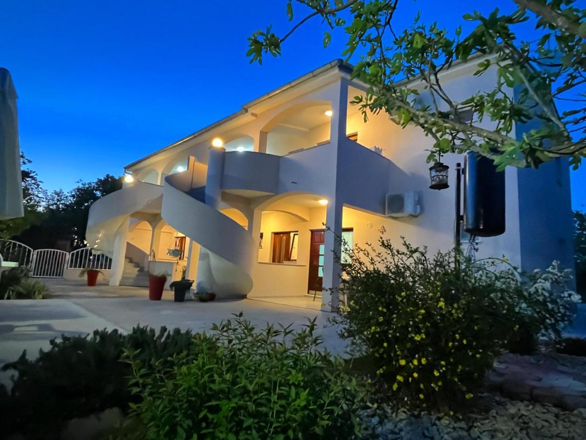 Apartments Fortuna Biograd na Moru Kültér fotó