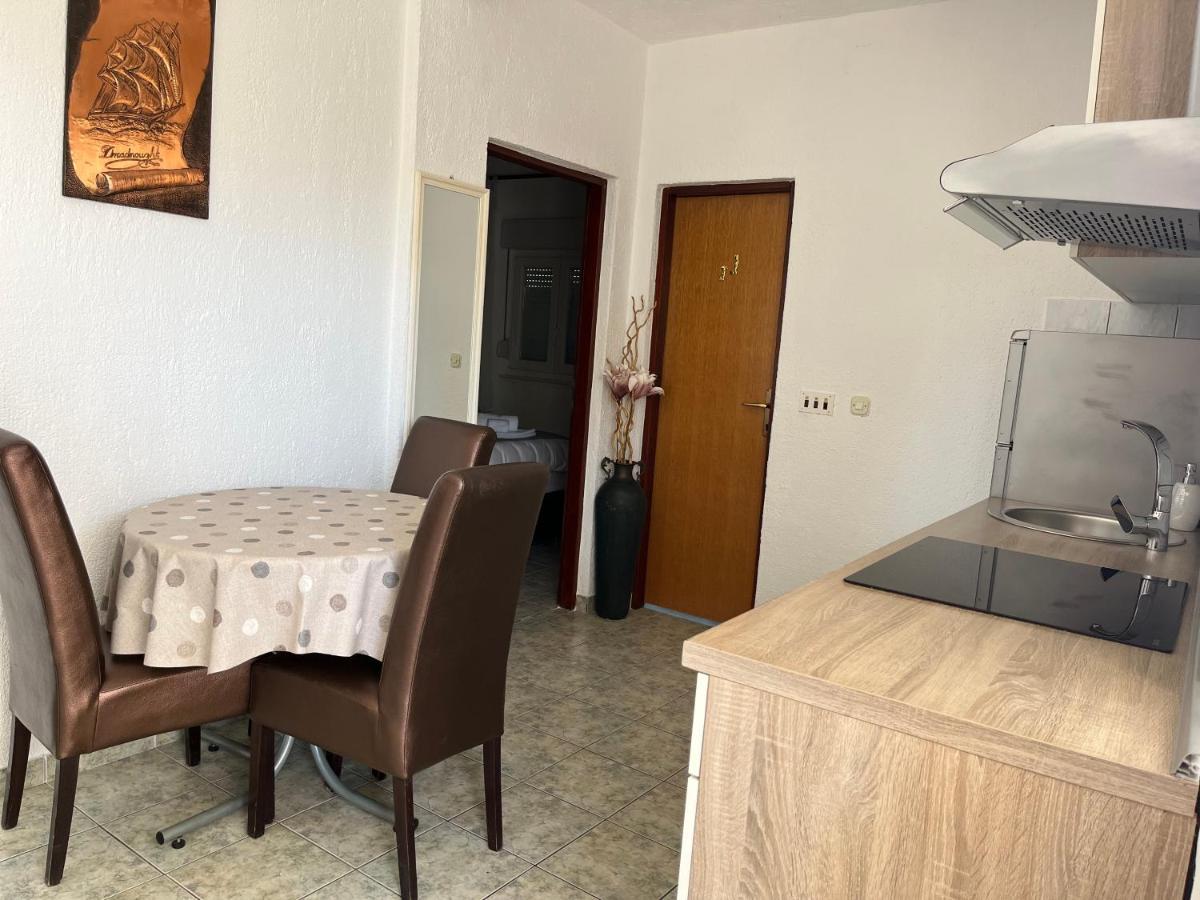 Apartments Fortuna Biograd na Moru Kültér fotó