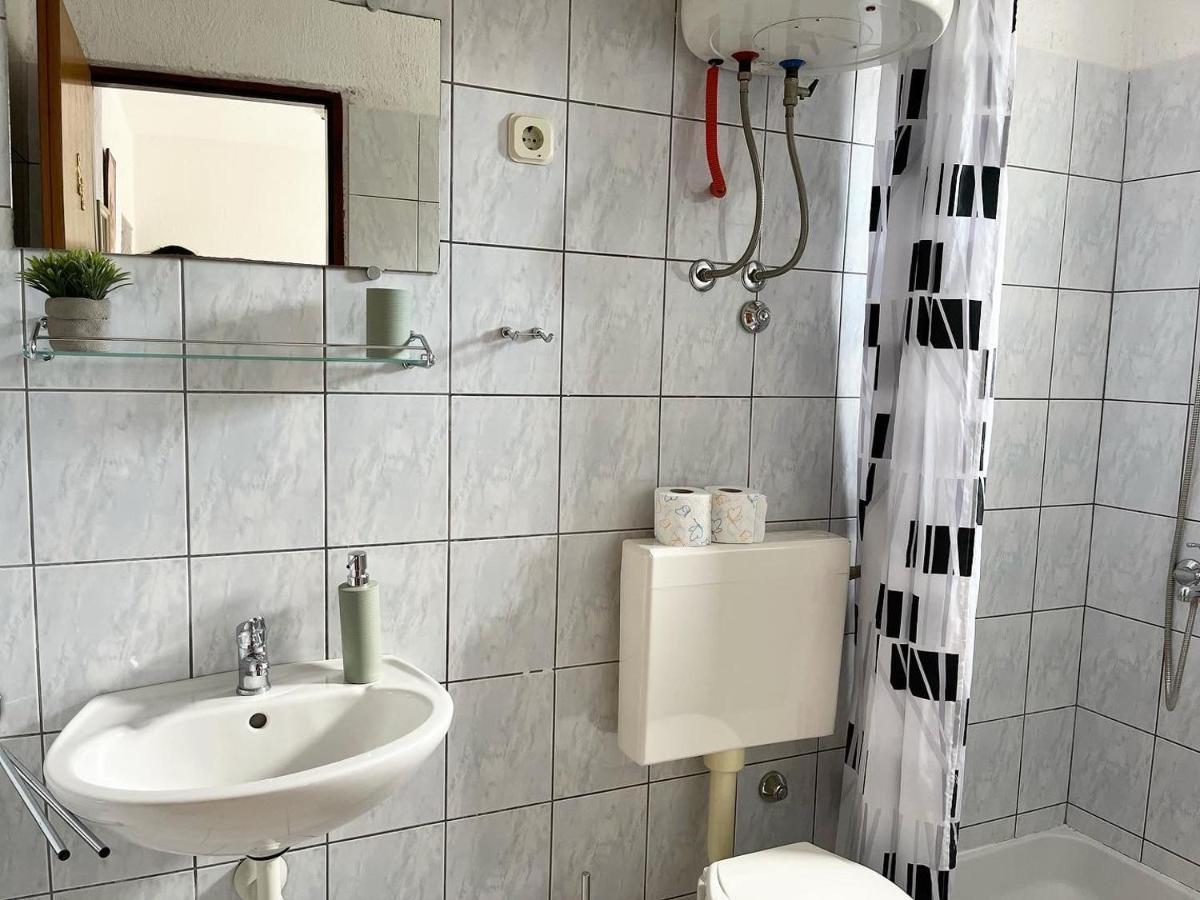 Apartments Fortuna Biograd na Moru Kültér fotó