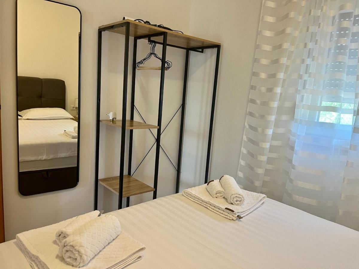 Apartments Fortuna Biograd na Moru Kültér fotó